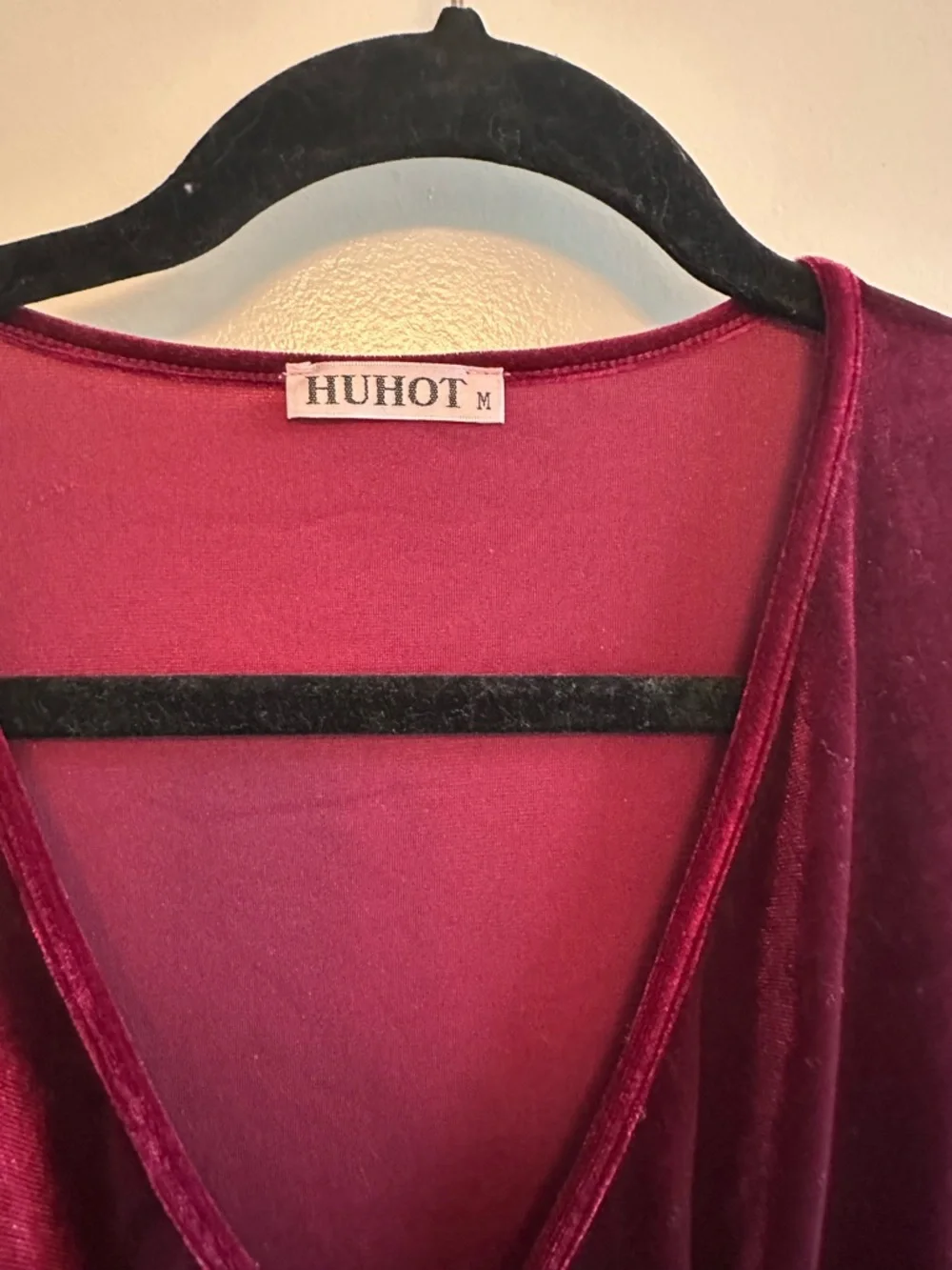 Cranberry velour Ruched long sleeve Midi Dress - Picture 2 of 4